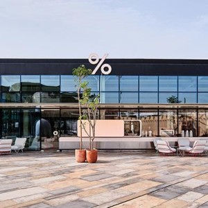 开云登录入口-今日消费资讯：迪士尼和 F1 将延续“奇速全开”合作、佘诗曼出任施华洛世奇品牌代言人